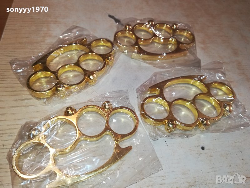 НОВИ ЗЛАТНИ БОКСОВЕ С ЧЕРЕПИ 2110232051, снимка 1