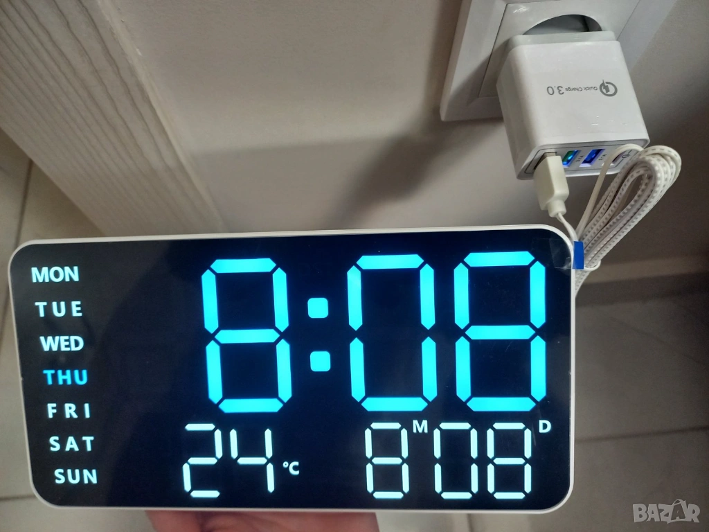 Цифров настолен часовник с будилник, термометър, календар, снимка 1