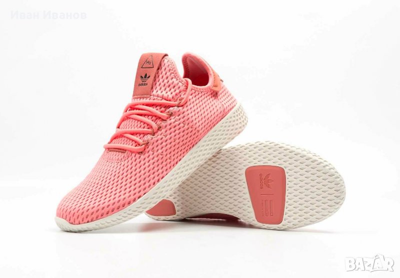оригинални маратонки  adidas Tennis HU Pharrell Tactile Rose номер 41 ,5-42, снимка 1