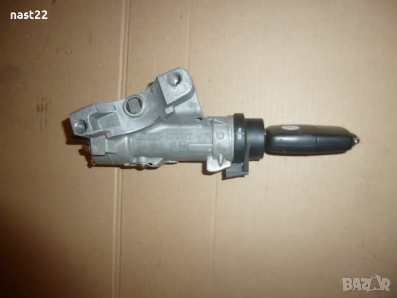 Контактен ключ с ключ за Фолксваген Поло 2001-2009, снимка 1