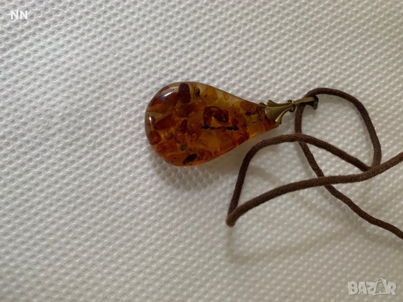 Брошка от балтийски кехлибар, снимка 1