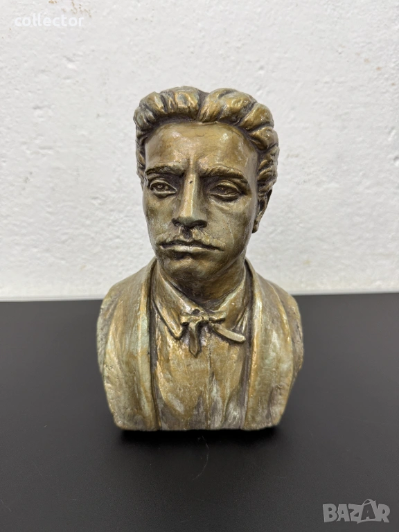 Бронзиран бюст на Васил Левски. №7823, снимка 1