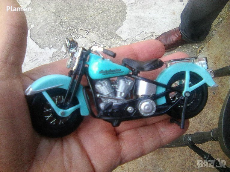 Модел на мотоциклет Харлей Дейвидсон на фирма Маисто, снимка 1