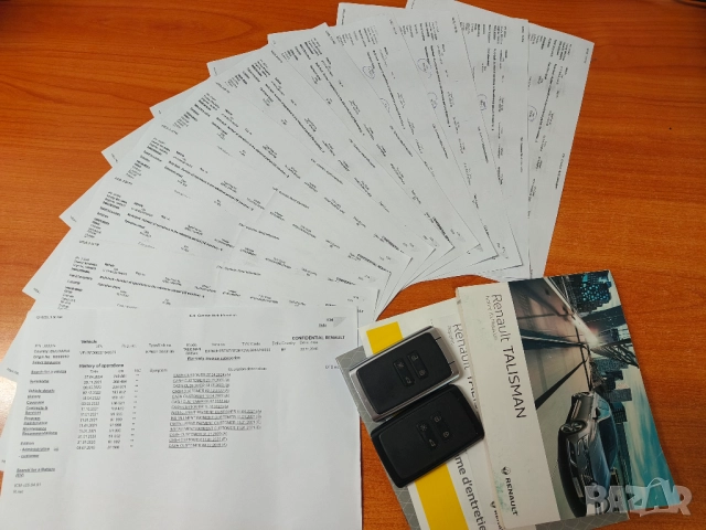 Renault Talisman Combi 1.6 AMT (150hp), снимка 15 - Автомобили и джипове - 50563971