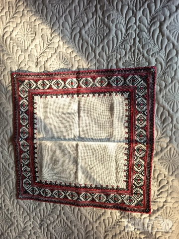 Каре на ленена панама 60Х58см.