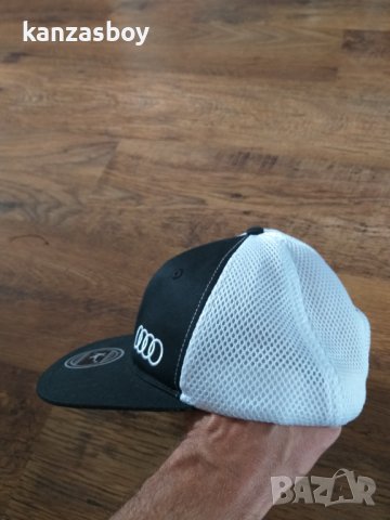 audi cap - страхотна мъжка шапка КАТО НОВА, снимка 6 - Шапки - 40866974