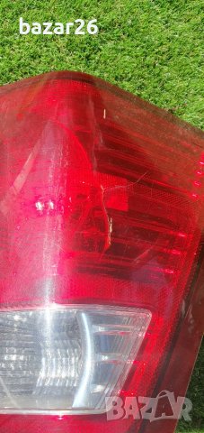 Jeep grand cherokee 2008 задни светлини стопове. Десния има забележка цената е 100лв за 1бр, снимка 3 - Автомобили и джипове - 41615795