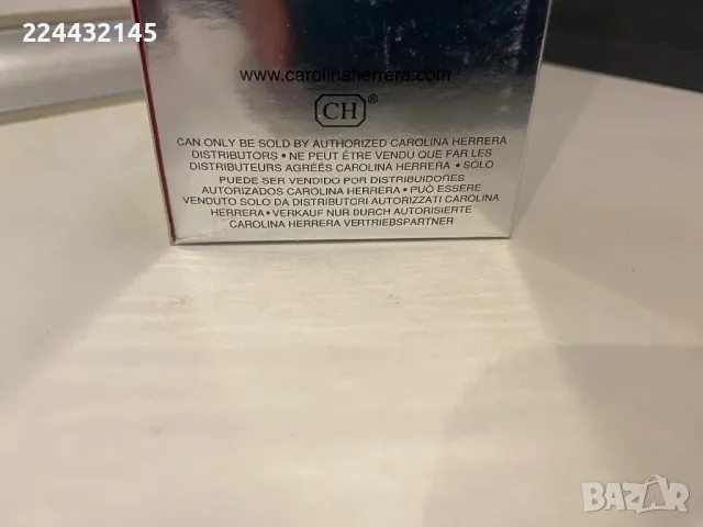 Carolina Herrera 212 Men Heroes Forever Young 100ml EDТ, снимка 3 - Мъжки парфюми - 47998764