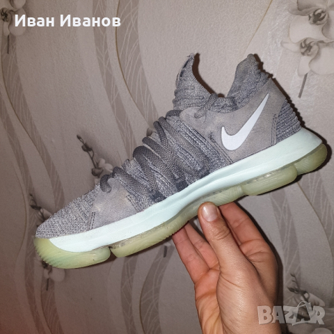 Nike KD 10 Cool Grey Igloo оригинални маратонки номер 40,5 -41, снимка 10 - Маратонки - 44827435
