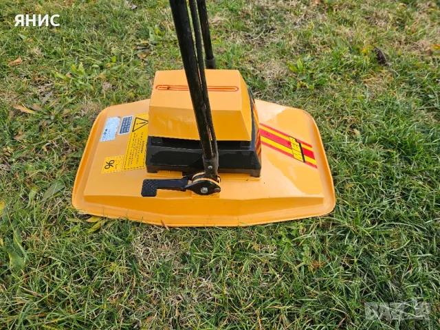 ЕЛ. КОСАЧКАТА/ ВЪЗДУШНА  ВЪЗГЛАВНИЦА , снимка 8 - Градинска техника - 48292922