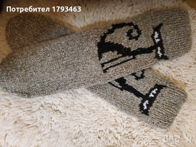 Ръчно плетени мъжки чорапи от вълна, размер 44, снимка 8 - Мъжки чорапи - 51497922