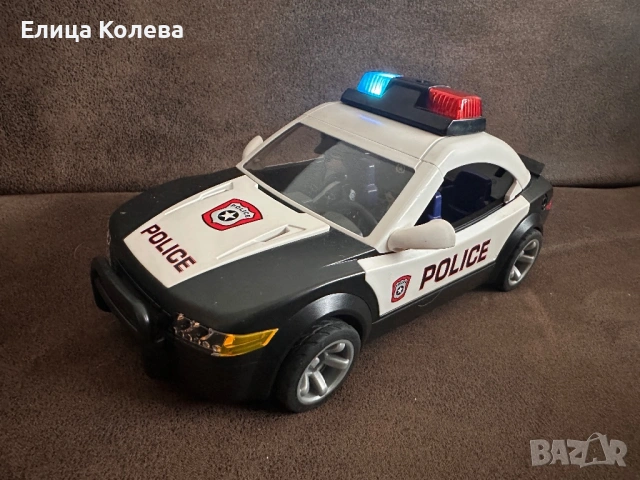 Playmobil голяма полицейска кола, снимка 3 - Коли, камиони, мотори, писти - 53569849