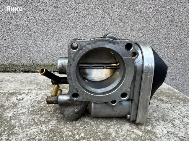 Дросел клапа за голф 5 , снимка 6 - Части - 49489494