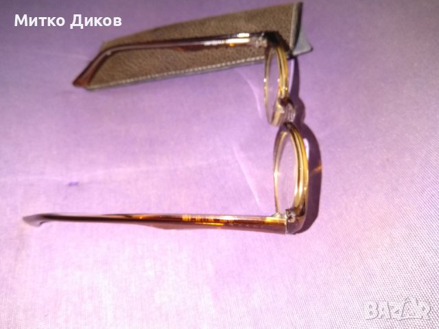 Очила с диоптер +2,5 маркови на Кони с кожено калъвче унисекс, снимка 9 - Слънчеви и диоптрични очила - 40487523