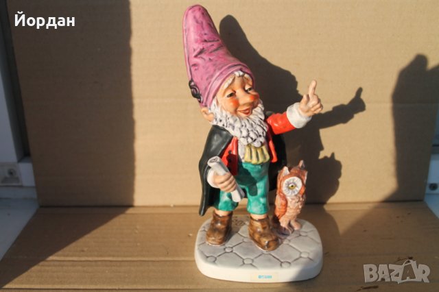 Порцеланова фугура ''Goebel''