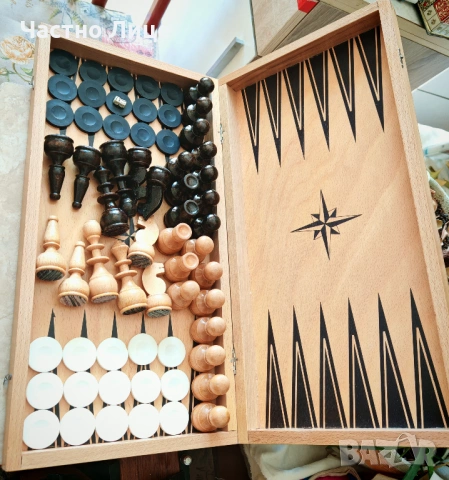 Голяма Нова Качествена Шах Табла с Кокалени Зарчета