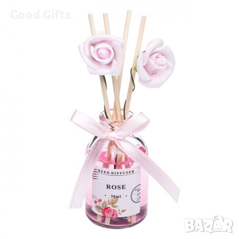 Етерично масло с аромат на маслодайна роза със стик и цветя - 30 мл