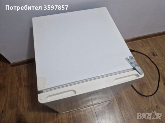 Хладилник мини бар работещ отлично 59 евро, снимка 4 - Хладилници - 53697806