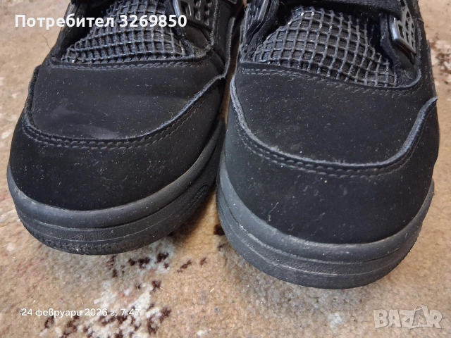 NIKE AIR JORDAN 4 RETRO BLACK CAT номер 42 (26,5 см.), снимка 6 - Маратонки - 53601320