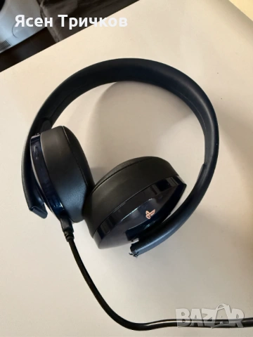 Слушалки PS4 GOLD 500 Million Limited Edition Wireless, снимка 2 - Bluetooth слушалки - 53218602