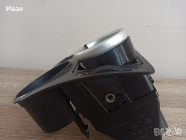 Поставка за измервателен уред VW Golf 4 ( MK4 / MK IV ), снимка 7 - Аксесоари и консумативи - 39465042