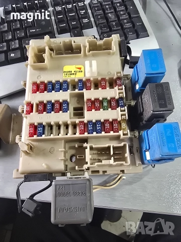 243504U100 Бушонно табло за Nissan Almera TINO 1219002