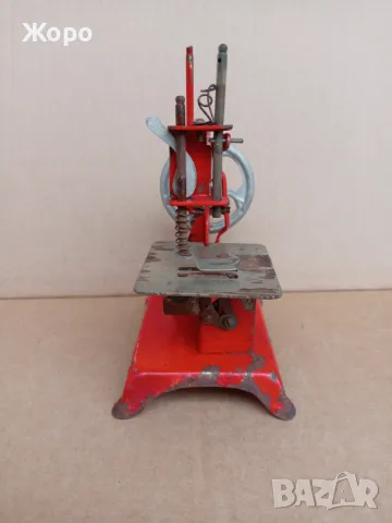 ламаринена метална играчка шевна машина 60те, снимка 4 - Колекции - 50435018