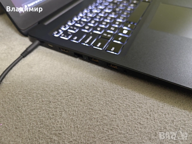 Лаптоп Dell Latitude 3500 , снимка 4 - Лаптопи за дома - 53018606