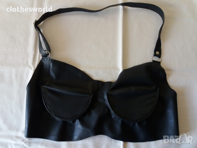 Сутиен от латекс в черно