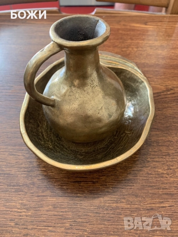 Масивен старинен месингов комплект – ръчно ковано канче с подложка, снимка 4 - Антикварни и старинни предмети - 52509636