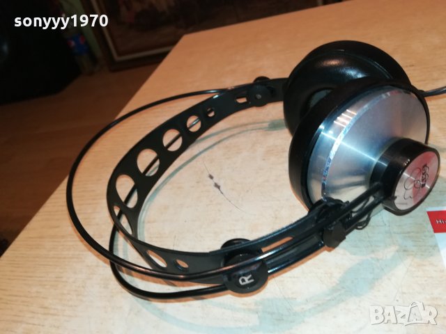 заявени-AKG K140 HIFI HEADPHONES MADE IN AUSTRIA 0710211436, снимка 9 - Слушалки и портативни колонки - 34382323