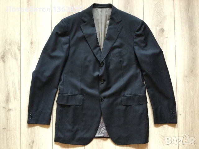 НОВО 100 % оригинално черно сако BOGLIOLI размер 54 / XL от Италия
