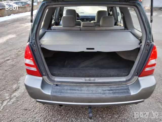 Subaru Forester 2.0i Газ/бензин, снимка 8 - Автомобили и джипове - 48444955