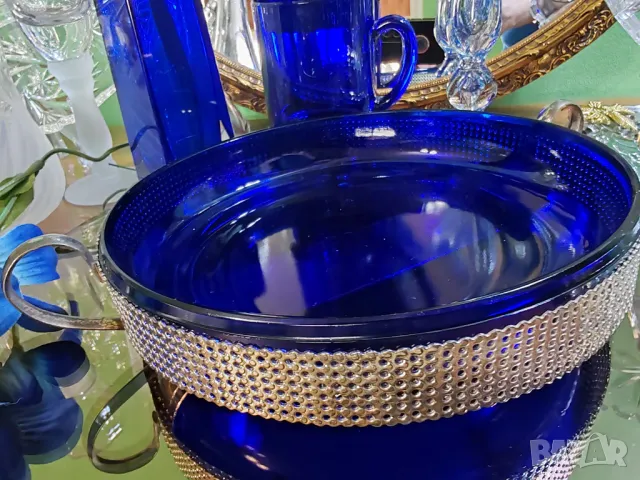 Фруктиера в изящeн  кобалтово син цвят с метална посребрена стойка., снимка 4 - Чинии - 49030782