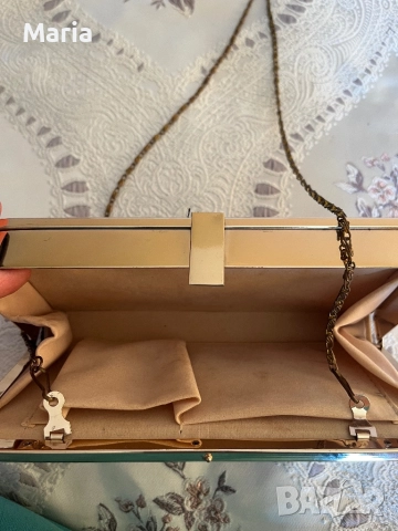 Дамска малка чанта , снимка 2 - Чанти - 51536329