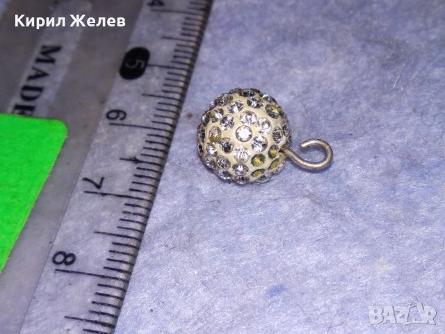 ПОСРЕБРЕНА АРТ ВИСУЛКА МЕДАЛЬОНЧЕ с ИСКРЯЩИ КРИСТАЛЧЕТА и  БЯЛ ЕМАЙЛ 22101, снимка 4 - Колиета, медальони, синджири - 40532122