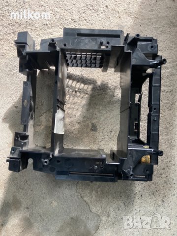 Конзола за фейс централно барче фейслифт ц класа w203, снимка 1