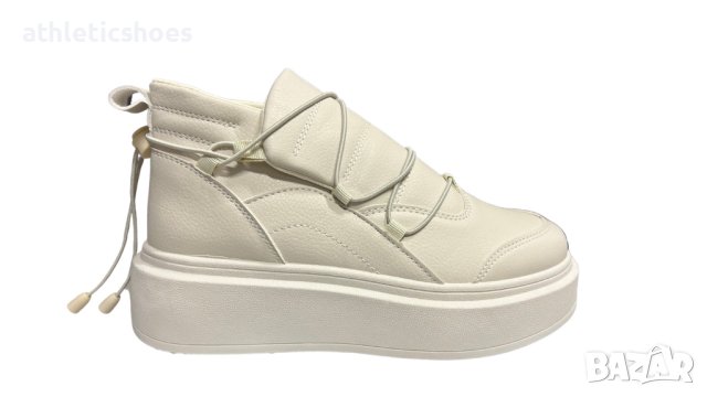 Дамски кожени кецове в бежово