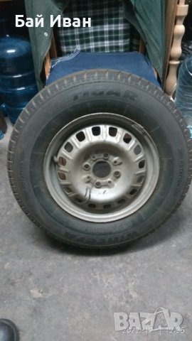 Продавам зимни гуми Тигър с джантите размер 165/80/13 почти нови., снимка 1 - Гуми и джанти - 38867272
