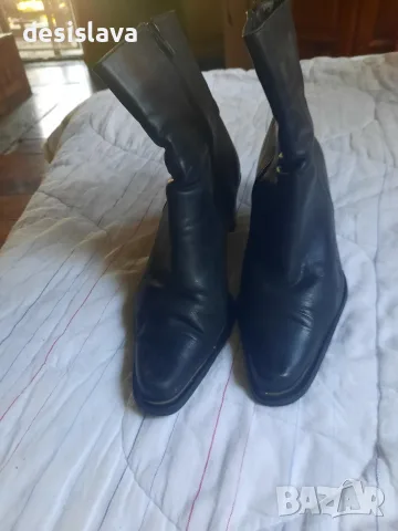 Продавам дамски боти