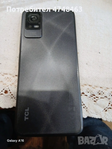 tcl 405 kato nov samo stakloto nq kamerqta go nqma otzad 