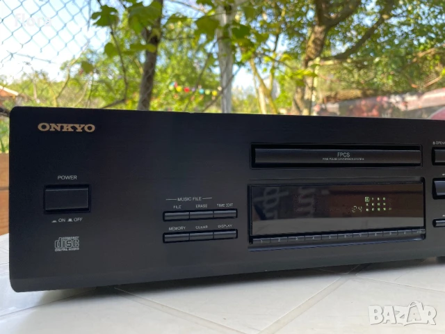 ONKYO DX-7511 High End CD Player + remote , снимка 2 - MP3 и MP4 плеъри - 50501773