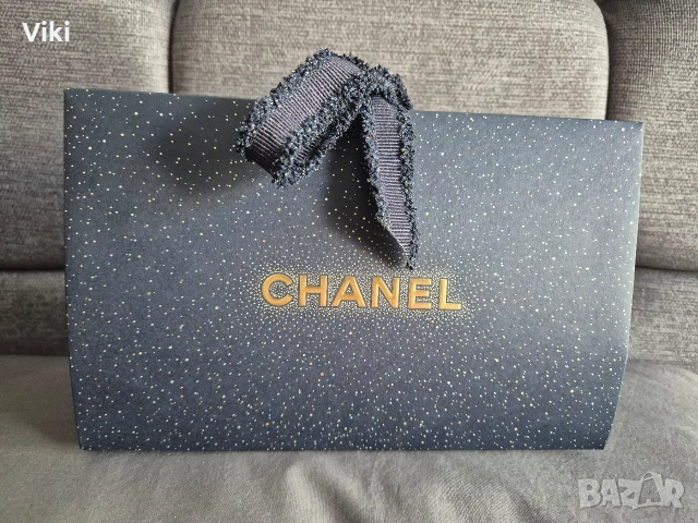 Чисто нова оригинална Chanel подаръчна торбичка