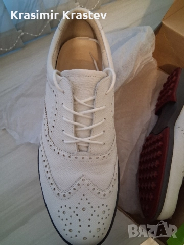 Продават се официални обувки на марката Ecco номер 43 много стилни и клас и обувки., снимка 2 - Официални обувки - 51915743