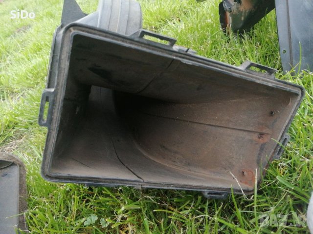 Оригинални въздуховоди за парното, при таблото за Голф 2!, снимка 14 - Части - 40401667