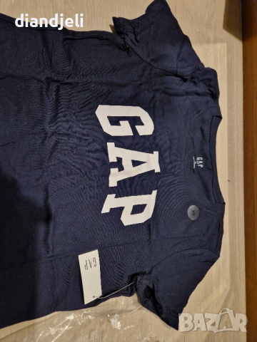 тениска Gap/ XS-нова, снимка 4 - Тениски - 44550491