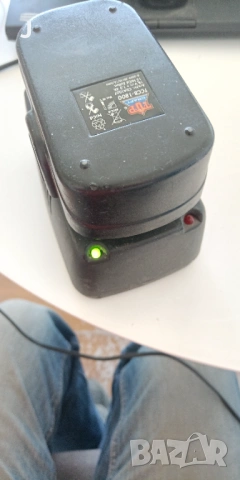 зарядно и батерия 18волта, снимка 3 - Винтоверти - 53857761