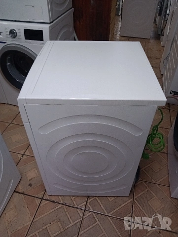 Почти нова сушилня с термопомпа Бош Bosch Serie 8 Exclusive A+++ 8кг 2 години гаранция!, снимка 2 - Сушилни - 53473034