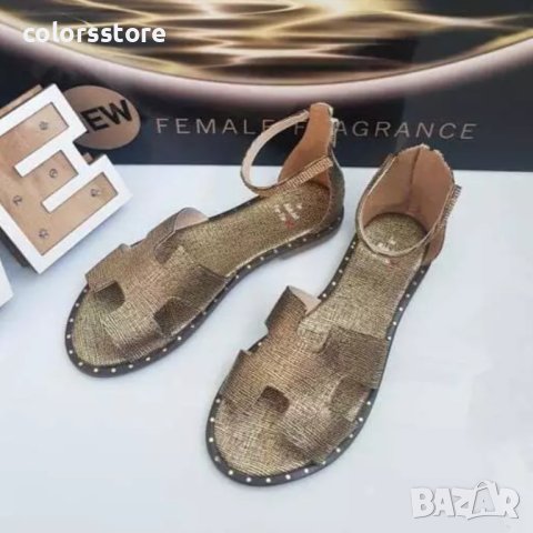 Равни сандали - златисти - M650-1
