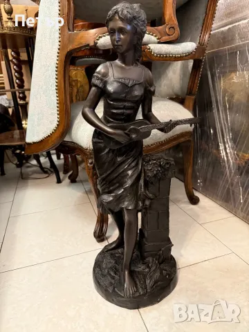 Голяма, антикварна бронзова скулптура, снимка 2 - Антикварни и старинни предмети - 48941016